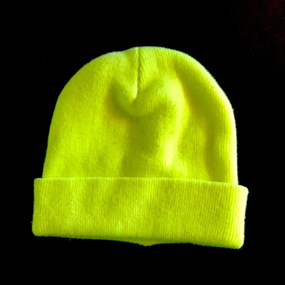BILLIE EILISH•SMALL•NEON YELLOW•TOQUE•BEANIE - Picture 2 of 2